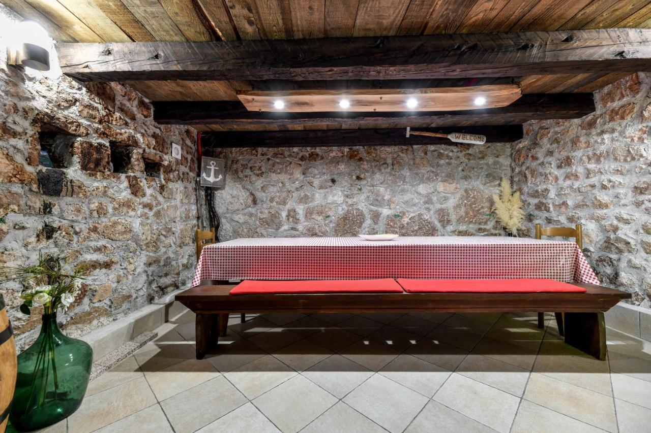 Holiday Home Skevini Dvori Starigrad Paklenica Exterior photo