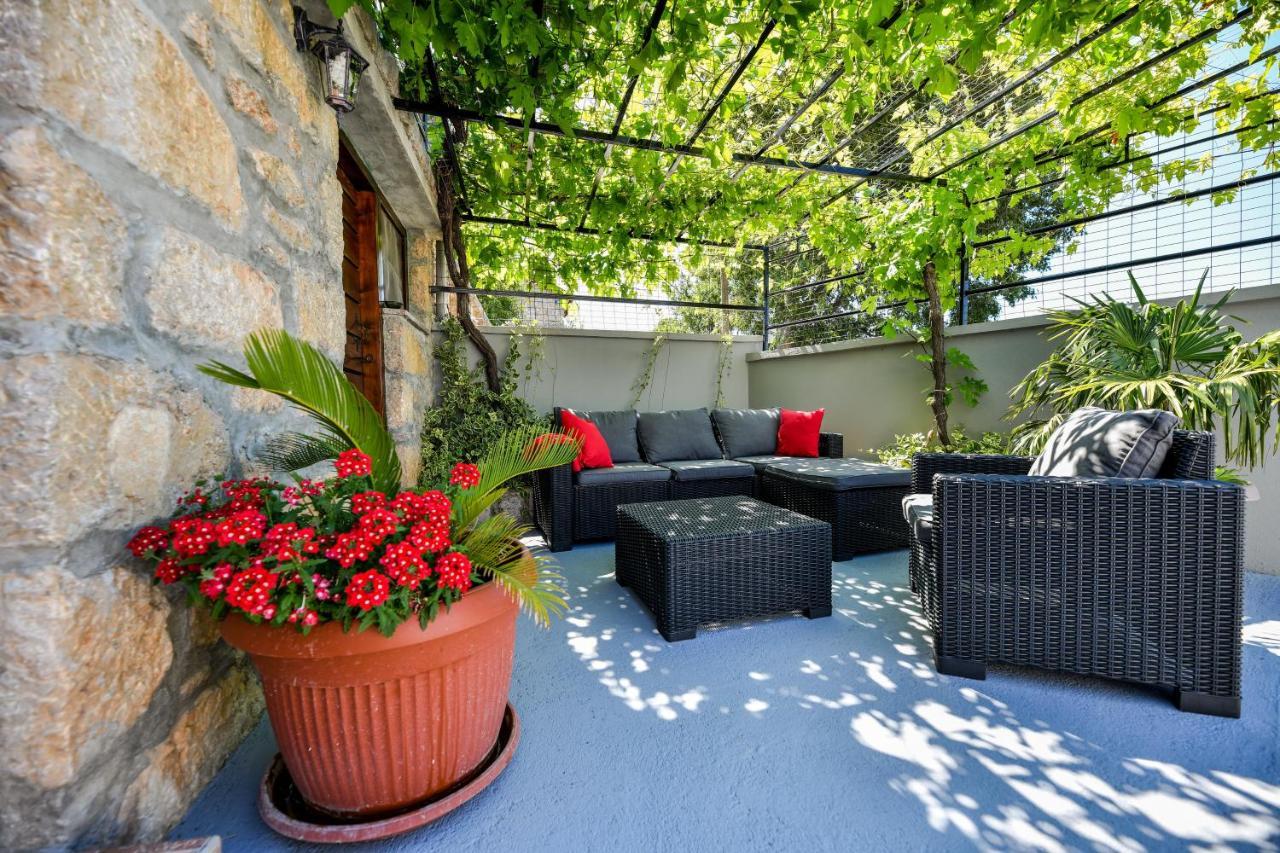 Holiday Home Skevini Dvori Starigrad Paklenica Exterior photo