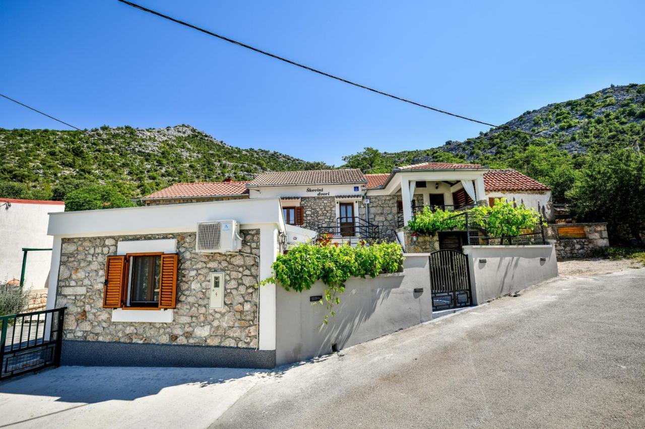 Holiday Home Skevini Dvori Starigrad Paklenica Exterior photo
